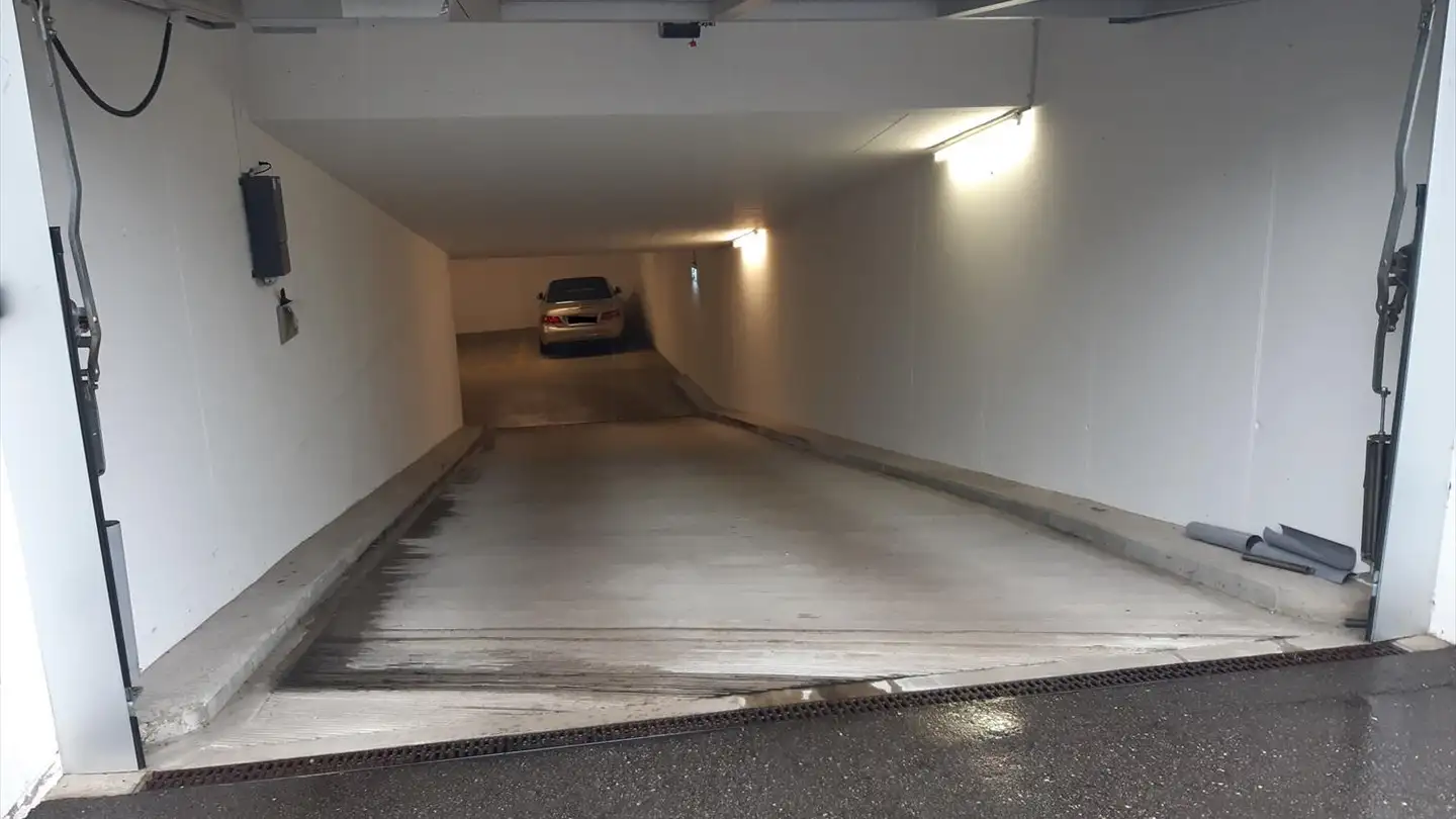 Place de parking souterraine à louer - Sonnenhofstrasse, 5621 Zufikon - Photo 3