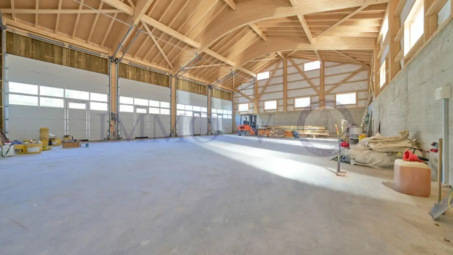 Kaufhaus mieten - 1318 Pompaples