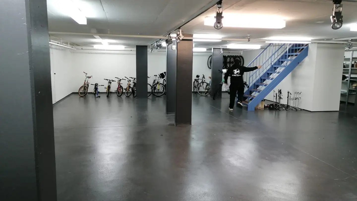 Commerciale in affitto - Bahnhofstrasse 272, 8623 Wetzikon ZH - Photo 2