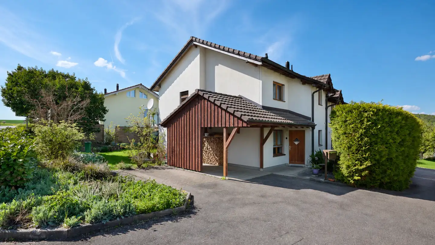 Single house for sale - Mariasteinstrasse 76, 4114 Hofstetten SO