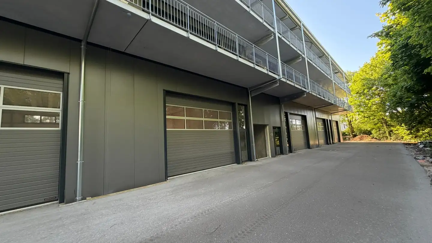 Industrial property for rent - Route De La Neuveville 1b, 2525 Le Landeron