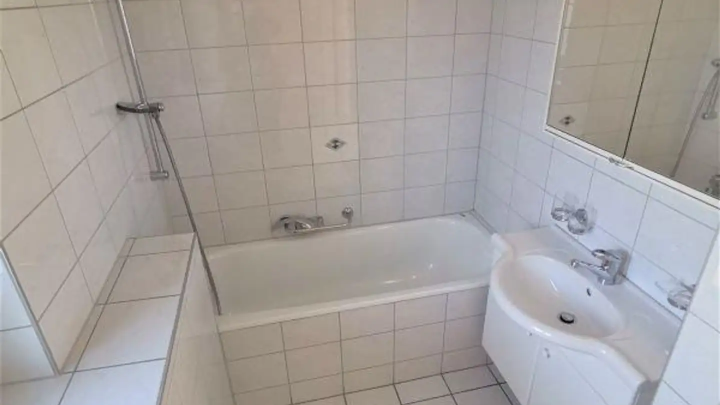 Apartment for rent - Oberwilerstrasse, 4102 Binningen - Photo 4