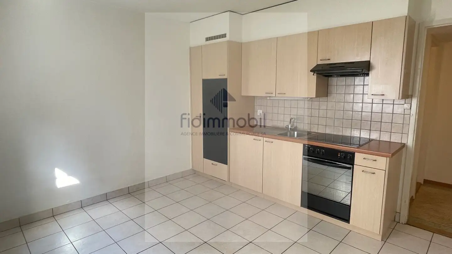 Appartement à louer - Rue Des Uttins, 2034 Peseux - Photo 3