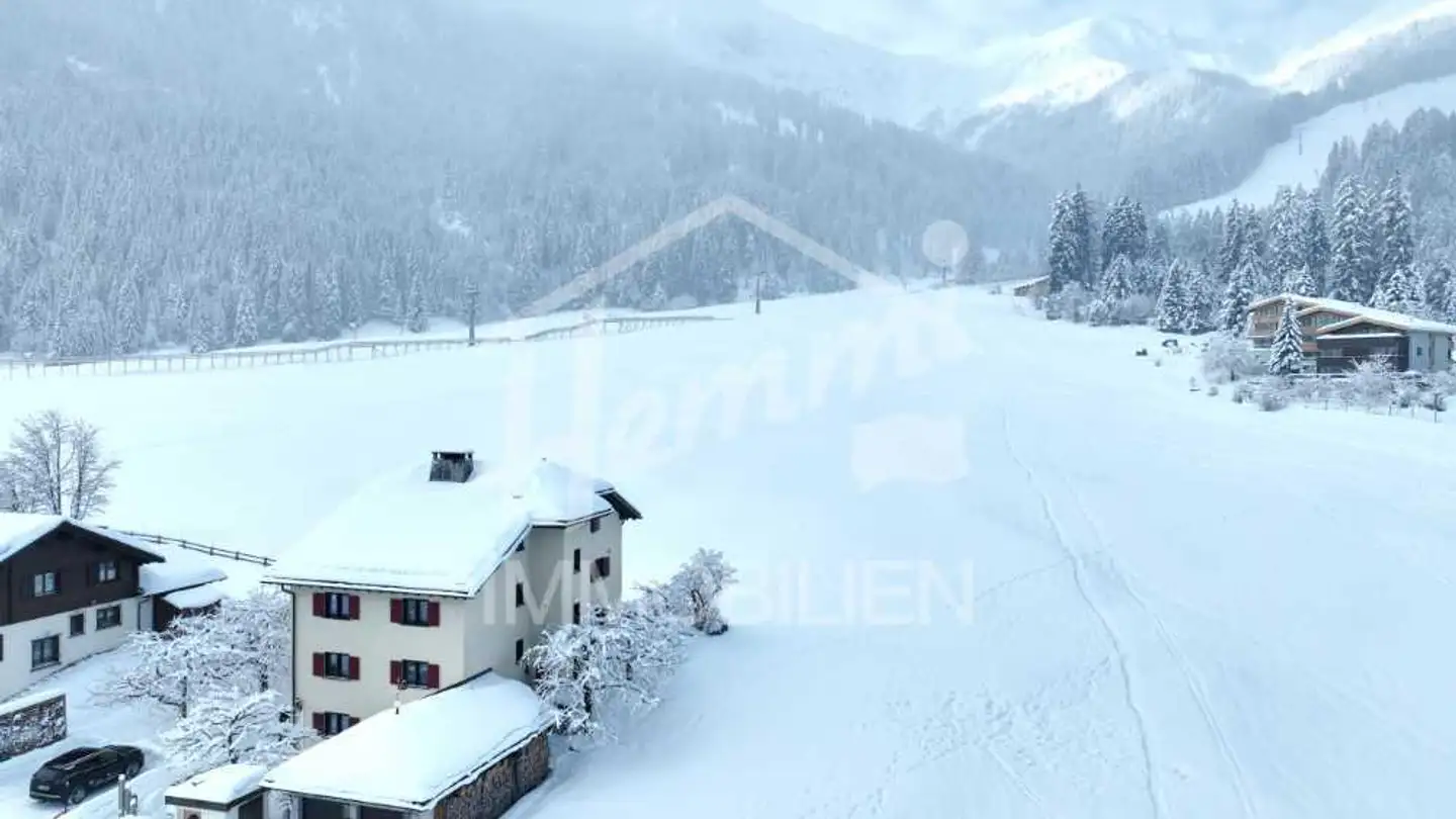 Attique à louer - Aegertawäg 22, 7075 Churwalden - Photo 2