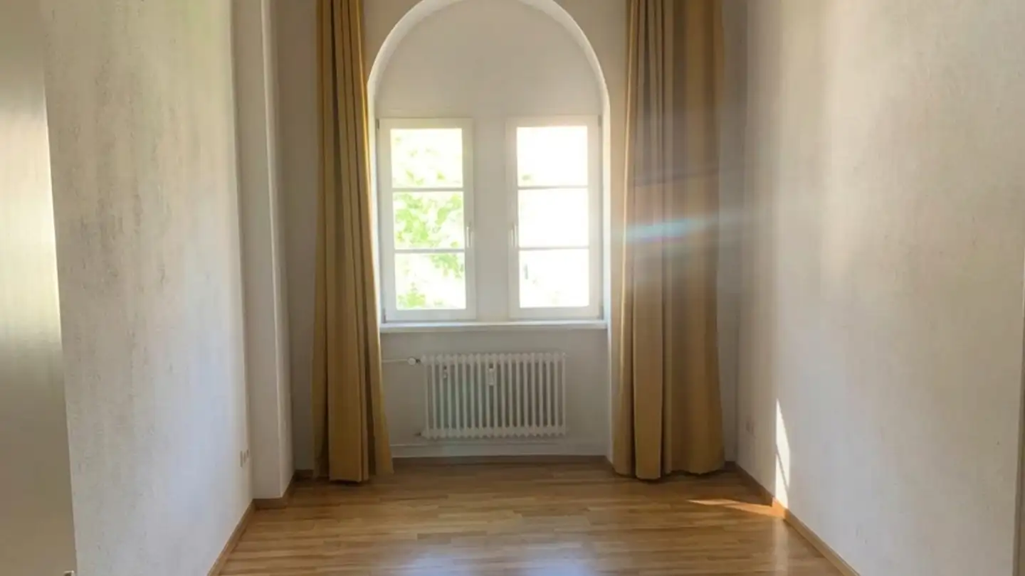 Chambre à louer - Rue De La Neuveville, 1700 Fribourg - Photo 3