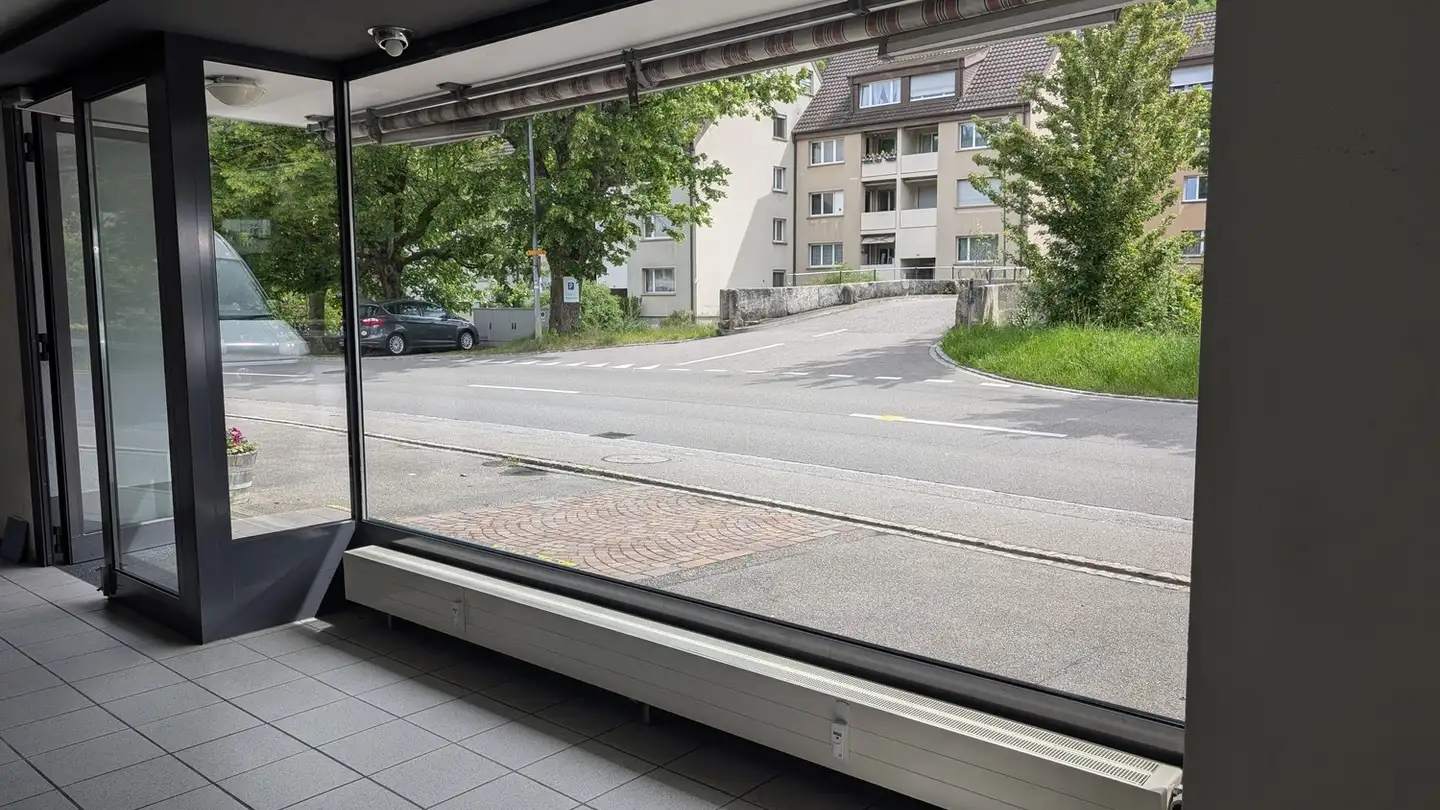 Shop for rent - Hauptstrasse 70, 4455 Zunzgen - Photo 2