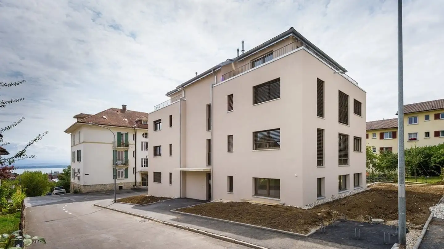 Garage individuel à louer - Chemin Du Gîte 2, 2034 Peseux - Photo 2