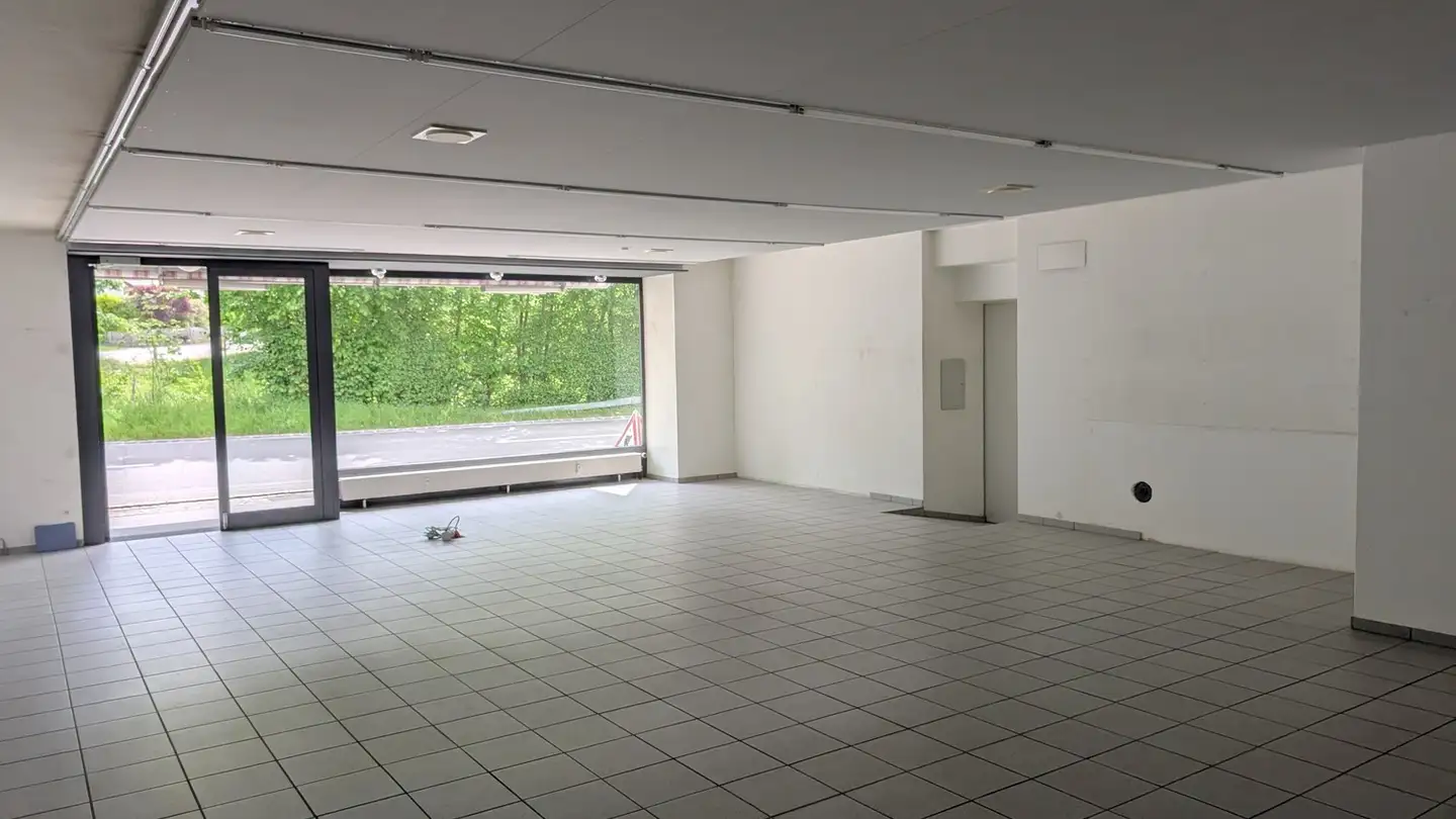 Shop for rent - Hauptstrasse 70, 4455 Zunzgen - Photo 4