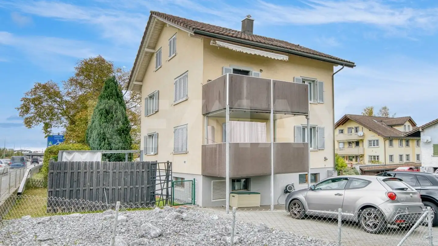 Immeuble résidentiel à vendre - Kantonsstrasse 7, 8854 Galgenen