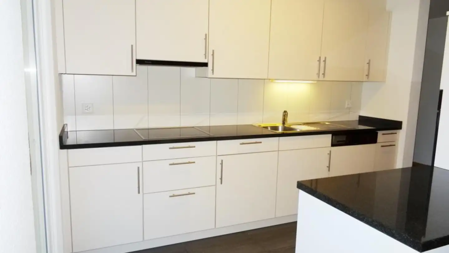 Apartment for rent - Eisenburgstrasse 6a, 8854 Siebnen - Photo 2