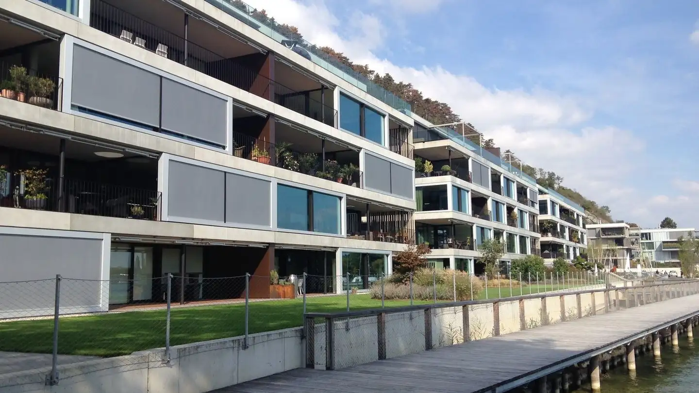 Parcheggio sotterraneo in affitto - Route De Neuchâtel / Neuenburgstrasse 122, 2505 Biel/Bienne