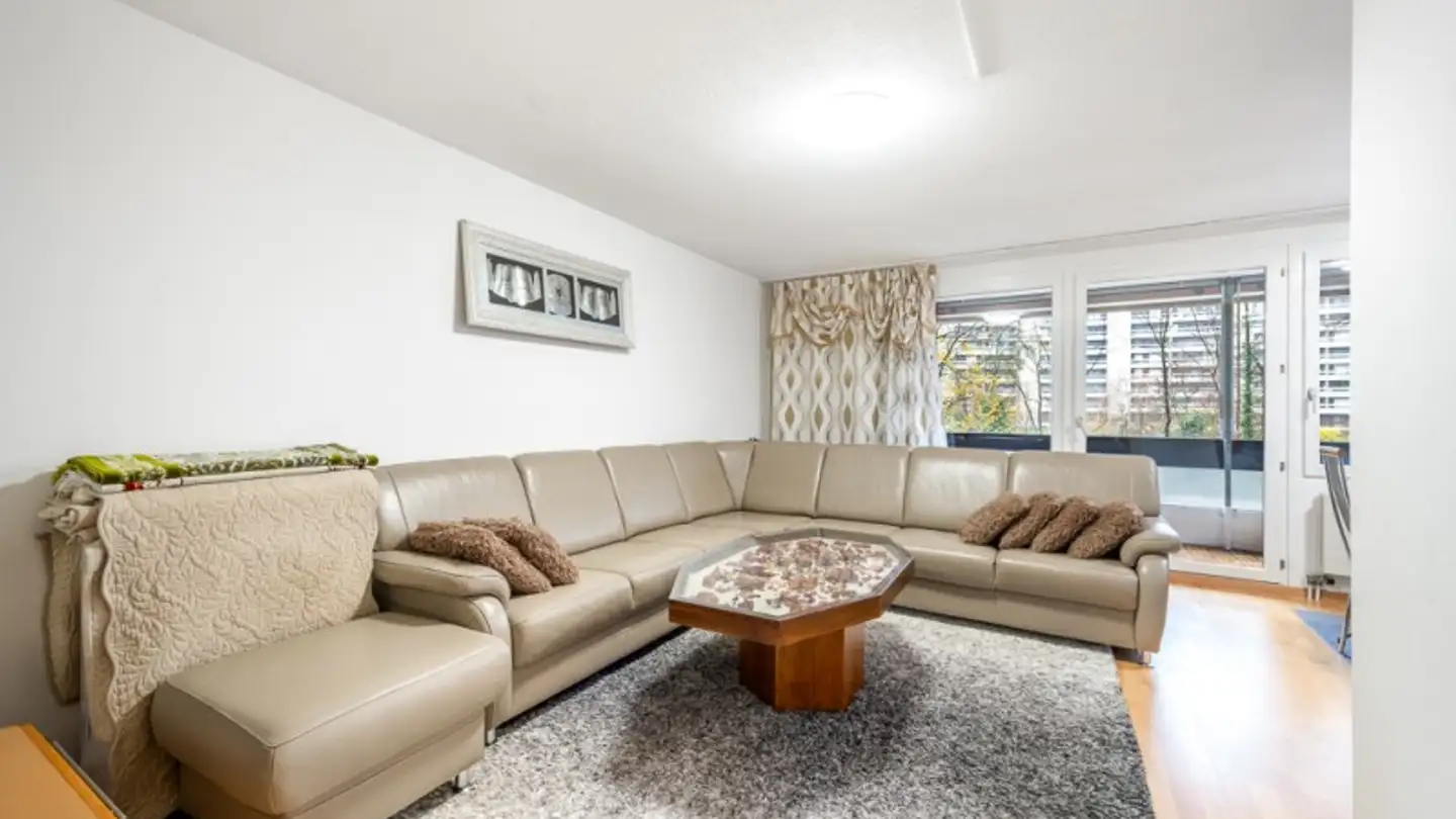 Wohnung kaufen - Neuenburgerstrasse 4, 5004 Aarau - Foto 2