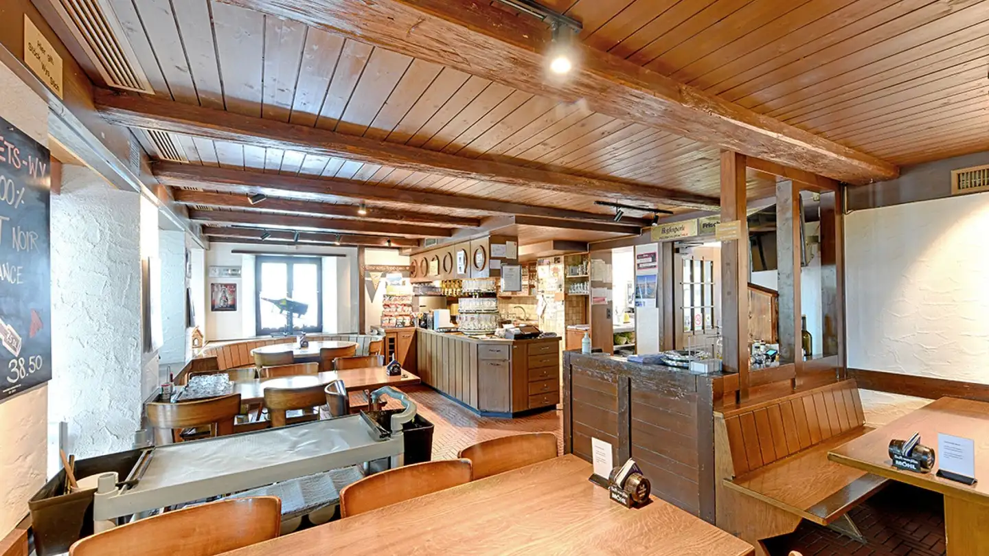 Einfamilienhaus kaufen - Usterstrasse 24, 8617 Mönchaltorf - Foto 2