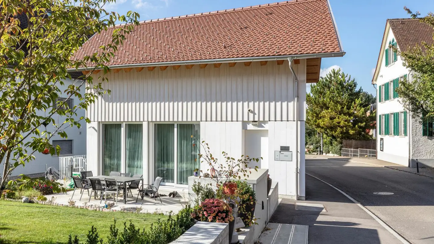 Doppelhaushälfte mieten - Dorfstrasse 28, 8152 Opfikon