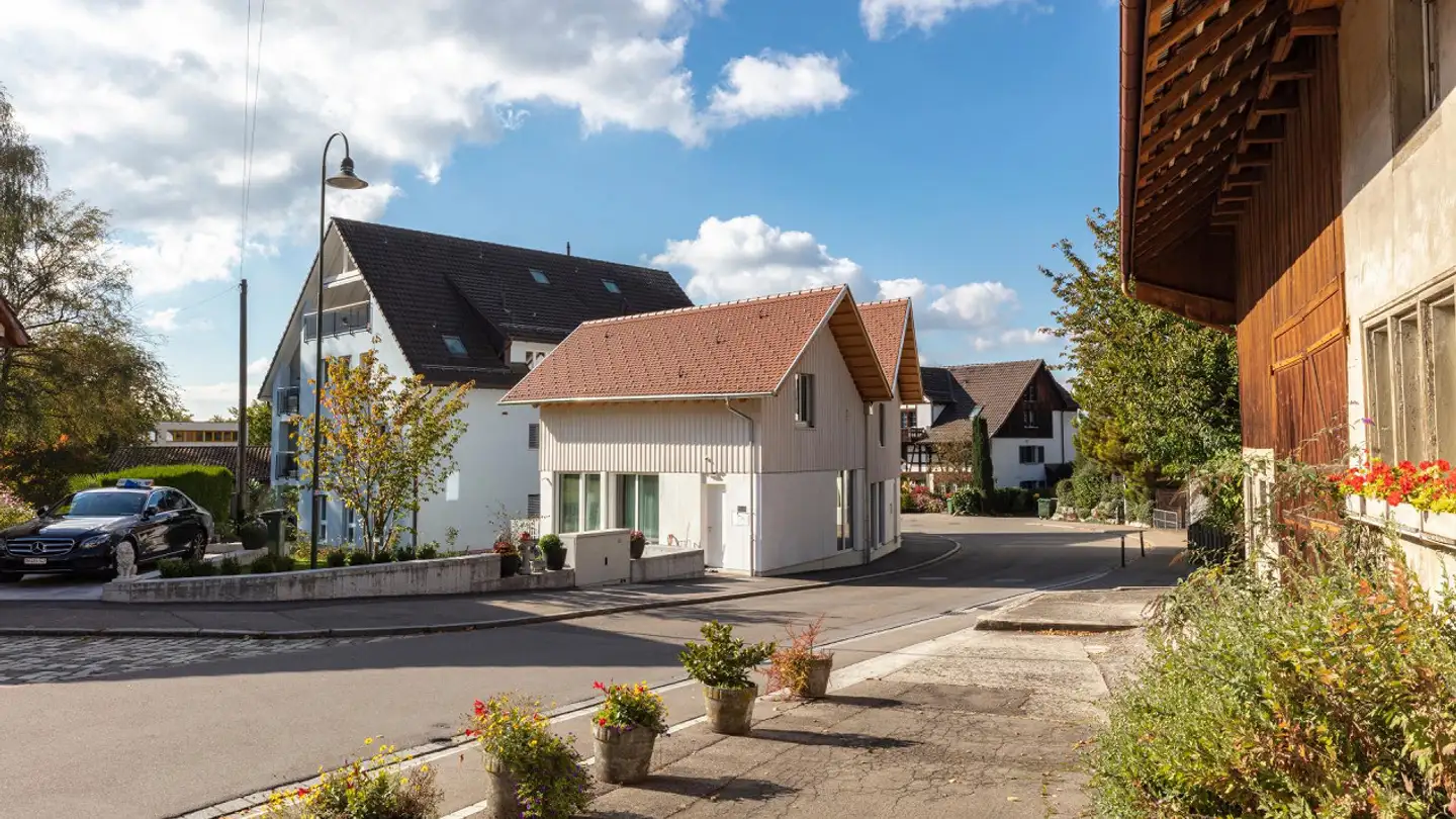 Doppelhaushälfte mieten - Dorfstrasse 28, 8152 Opfikon - Foto 2