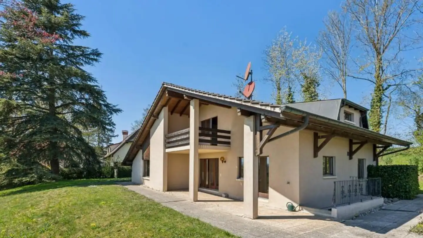 Single house for sale - 1565 Vallon