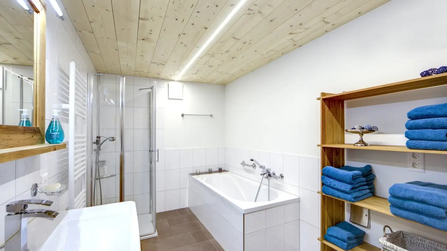 Apartment for rent - 9054 Haslen AI - Photo 2