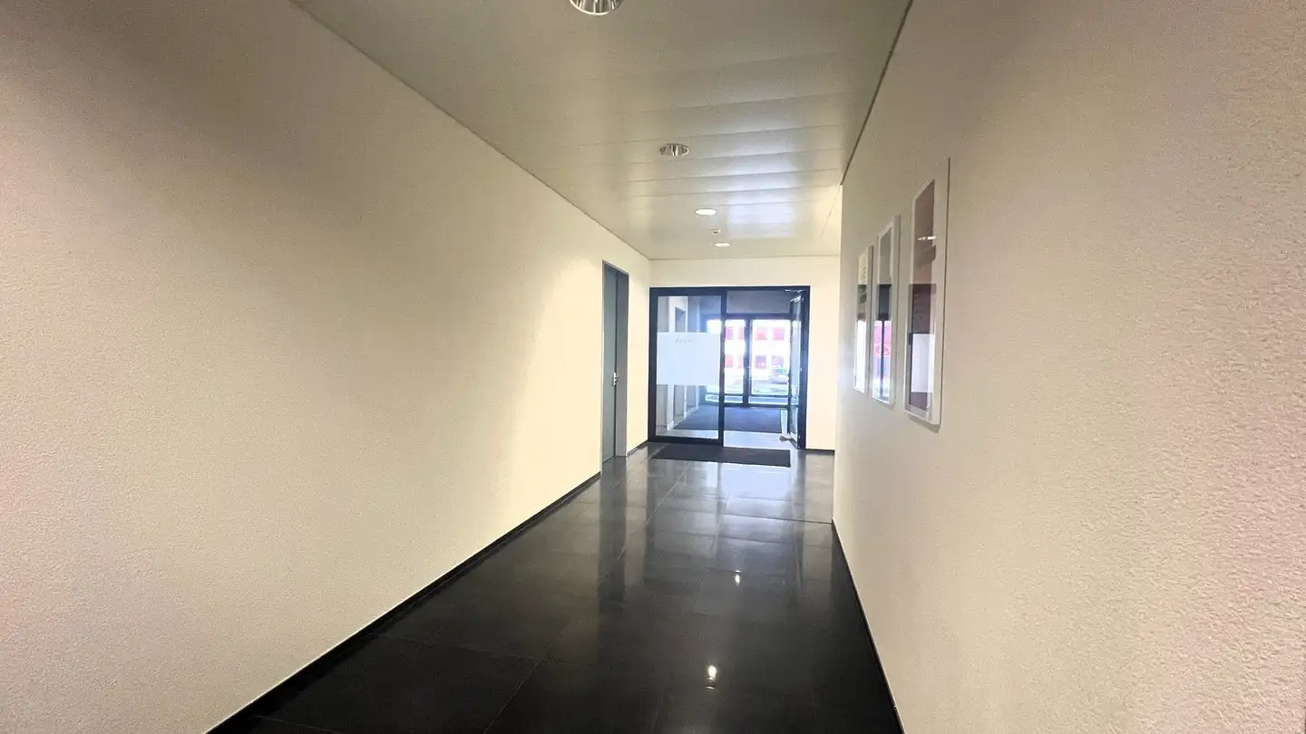 Office space for rent - Eichenstrasse 2, 8808 Pfäffikon SZ - Photo 2