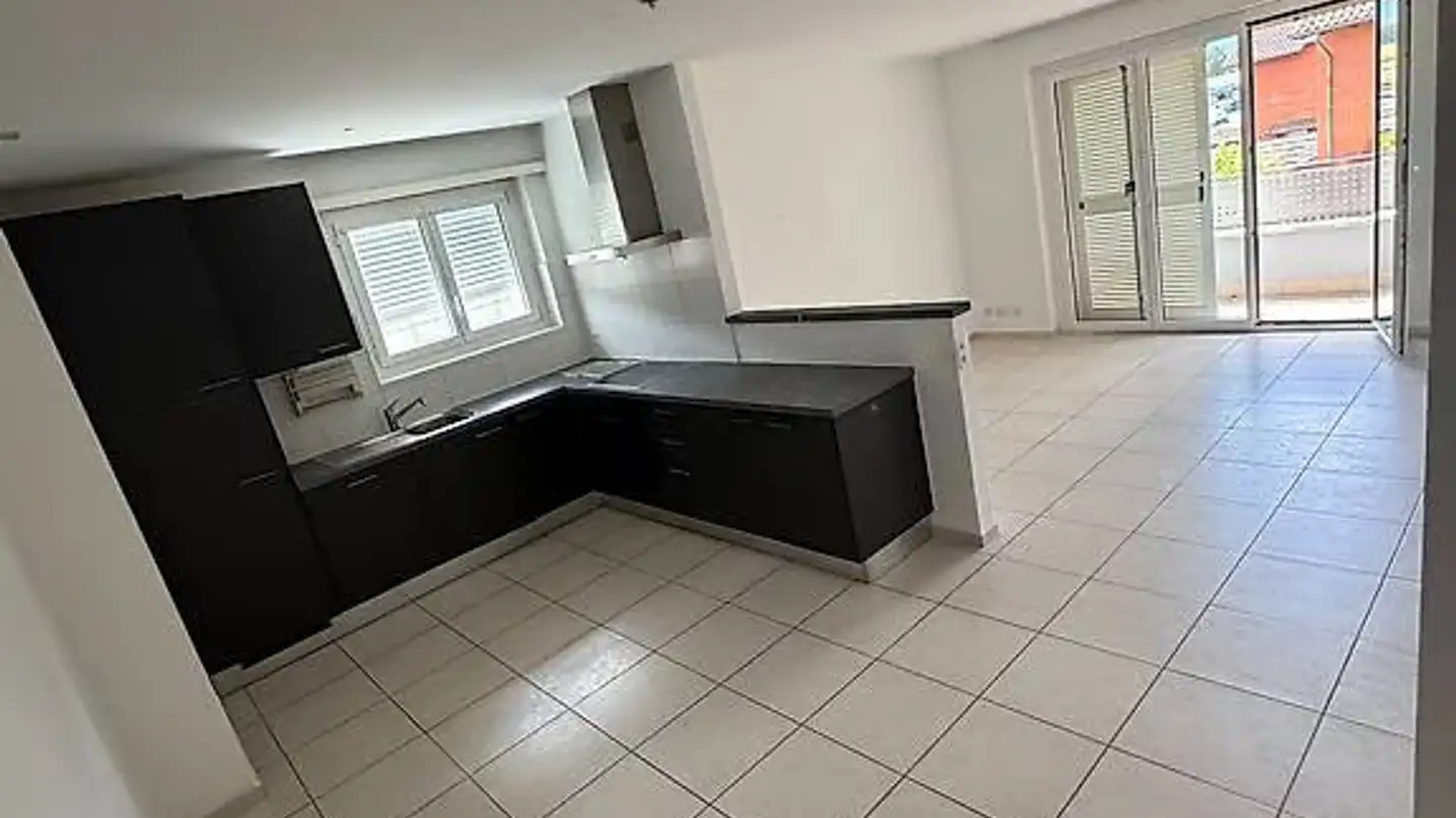 Apartment for rent - Via Cantonale 11, 6595 Riazzino