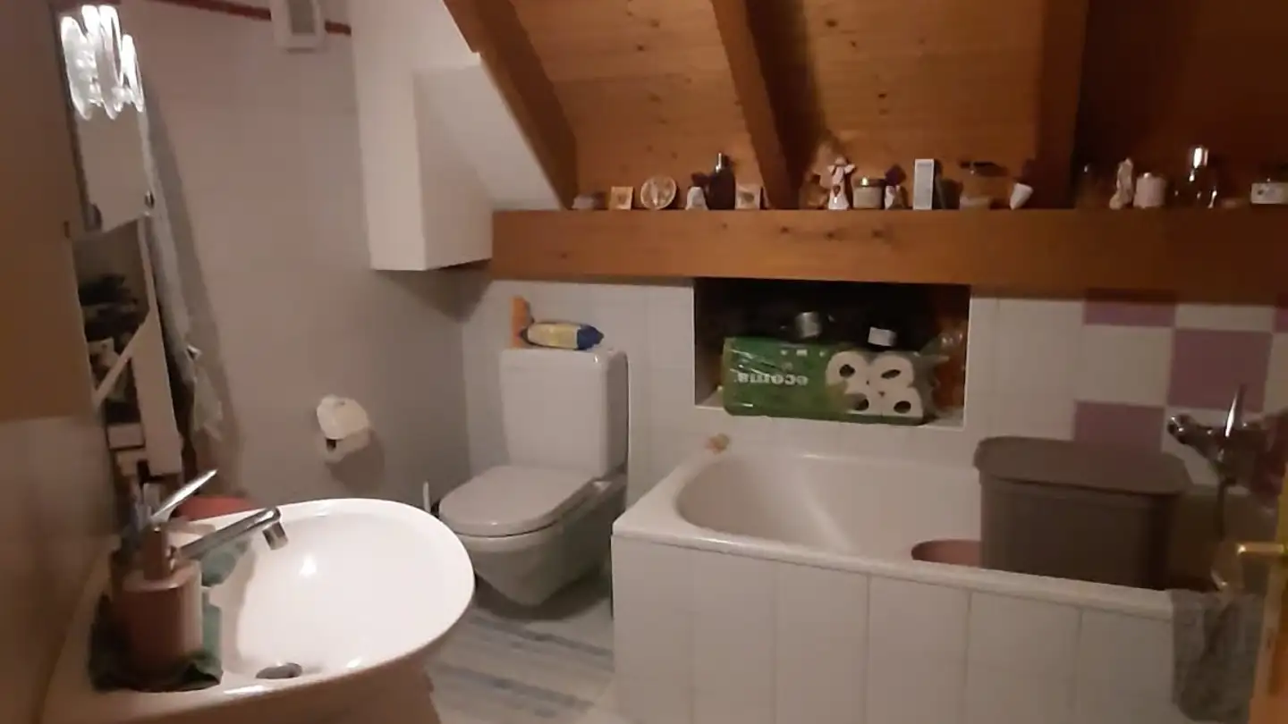 Appartement à louer - Route Du Village 25, 1587 Constantine - Photo 2