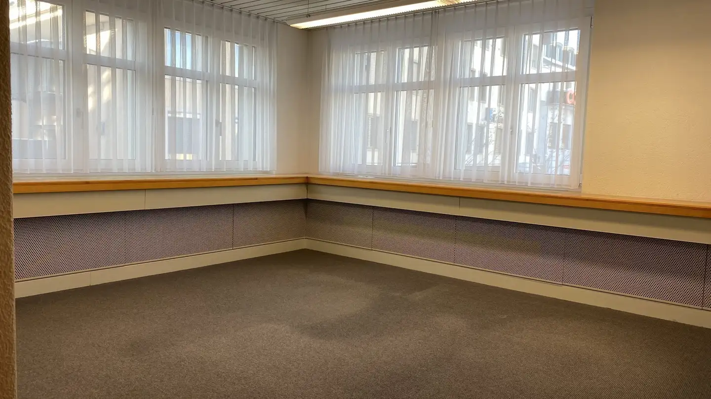 Commerciale in affitto - Hauptstrasse 61, 5734 Reinach AG - Photo 4