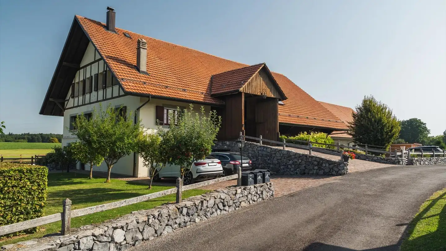 Casa singola in vendita - 1073 Savigny - Photo 2