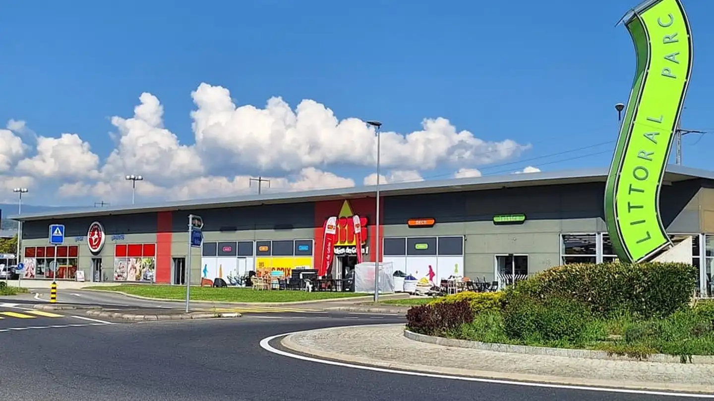 Commerciale in affitto - Etoy, 1163 Etoy - Photo 3