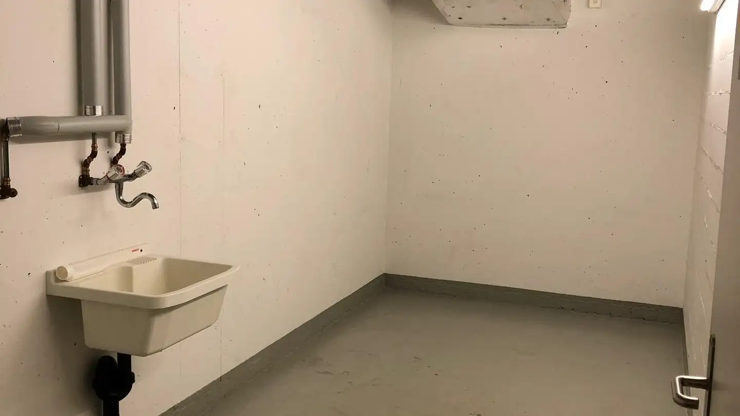 Hobbyraum mieten - Niederflachs 6, 8180 Bülach