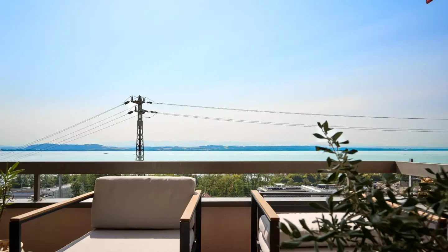 Appartement à vendre - Rue Des Theyers, 2068 Hauterive NE - Photo 2