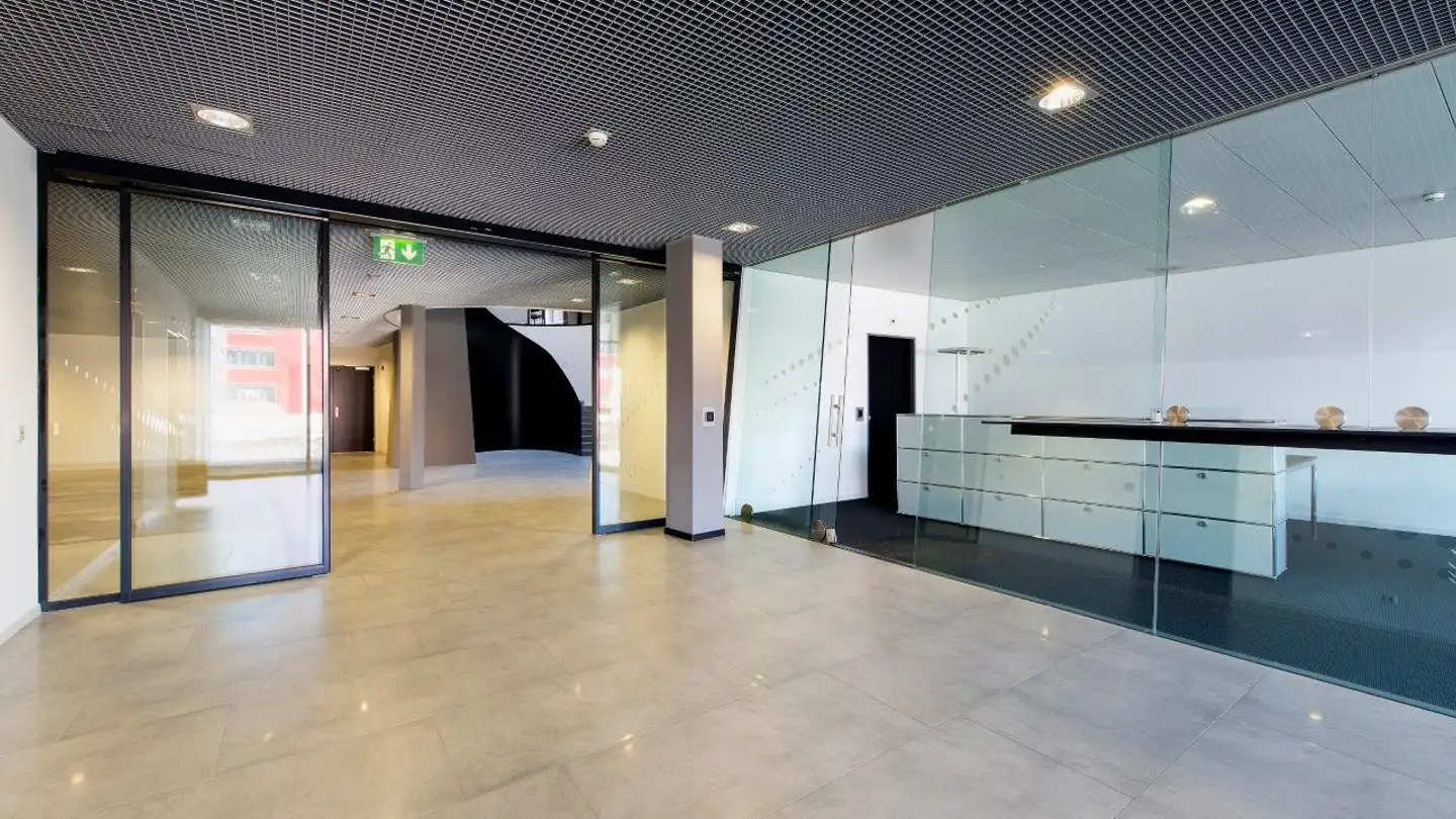 Bürofläche mieten - Neuhofstrasse 1, 6340 Baar - Foto 2