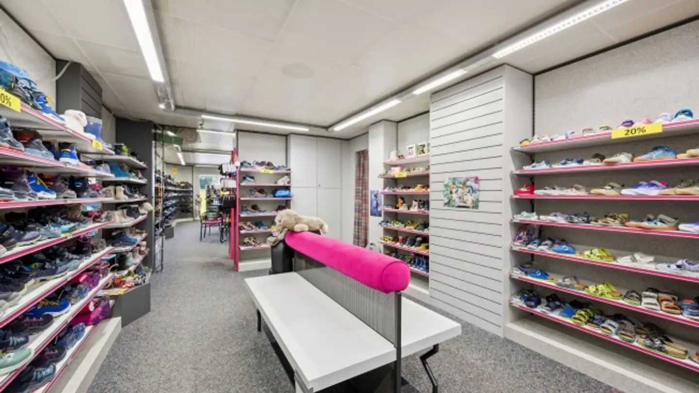 Mixed-use building for sale - Baumgartenweg 2, 5036 Oberentfelden - Photo 4