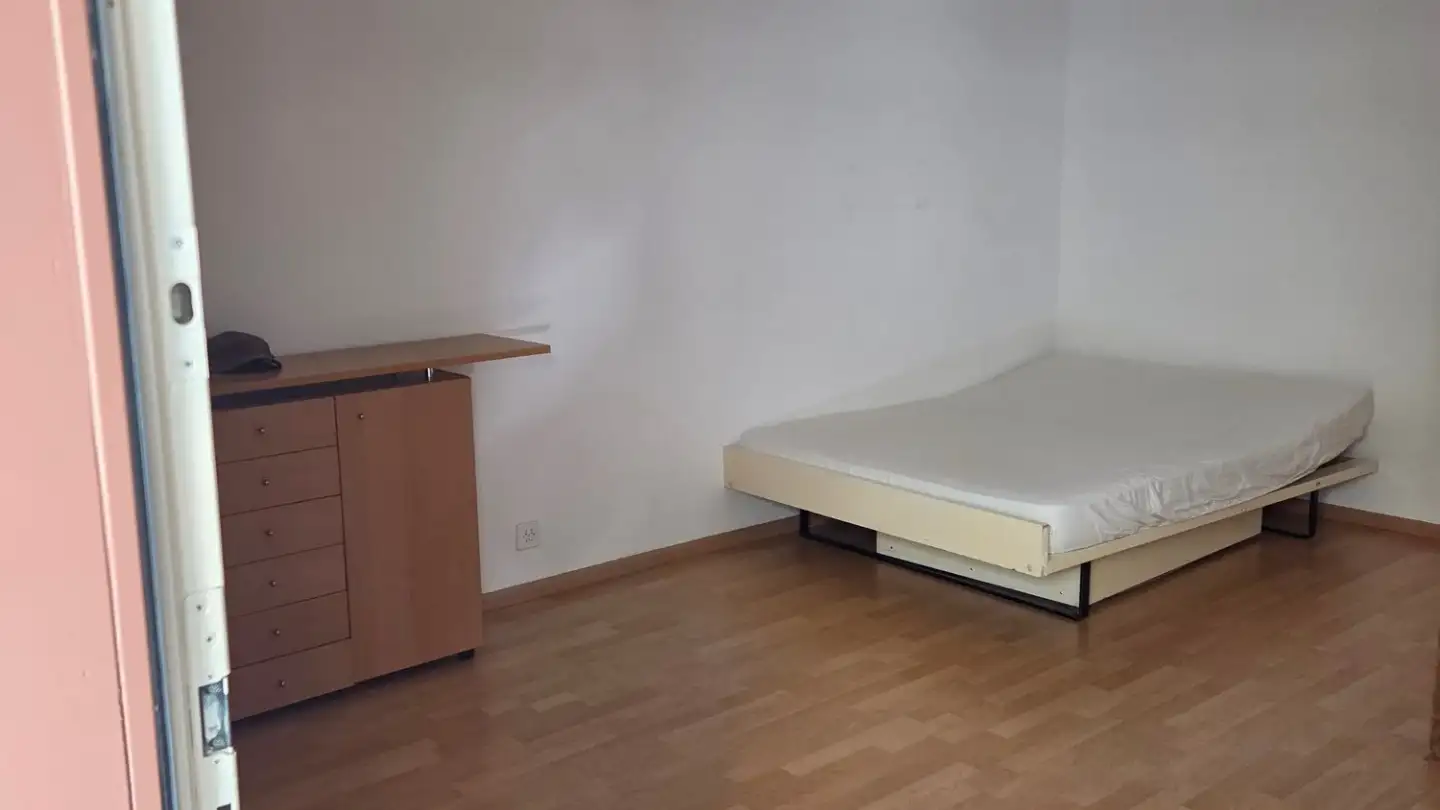 Studio à louer - Hauptstrasse 112, 4102 Binningen