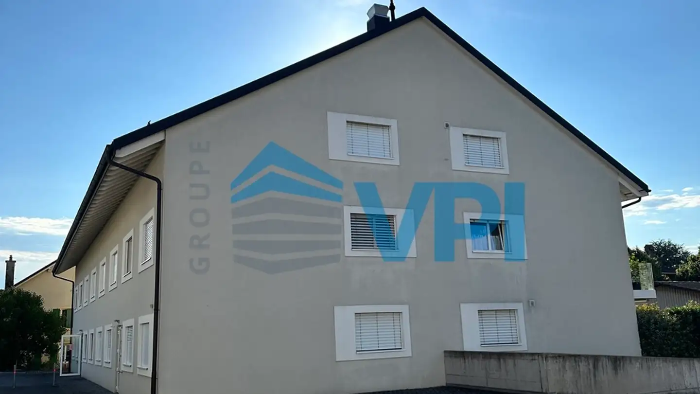 Attique à louer - Rue du Village 6, 1124 Gollion