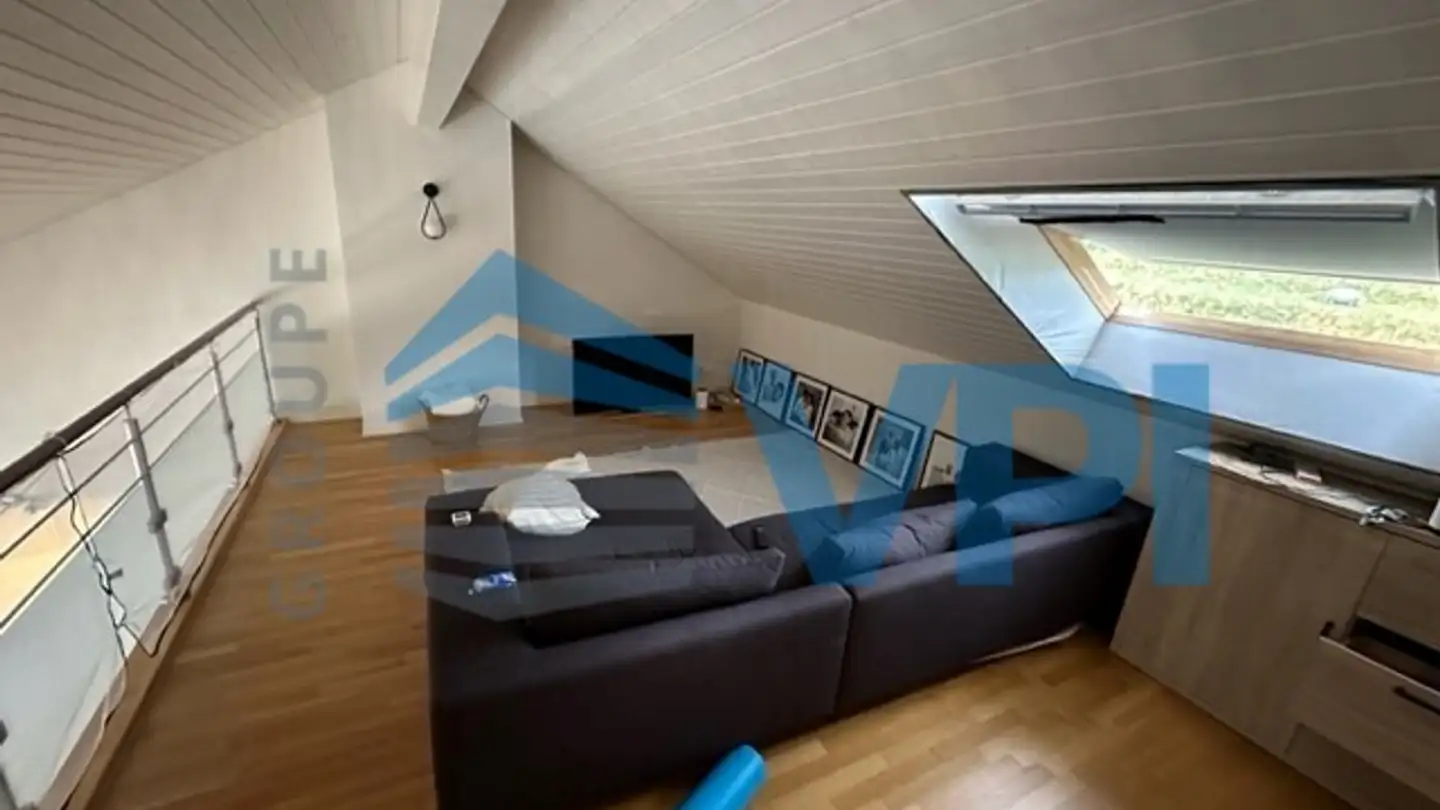 Attique à louer - Rue du Village 6, 1124 Gollion - Photo 4