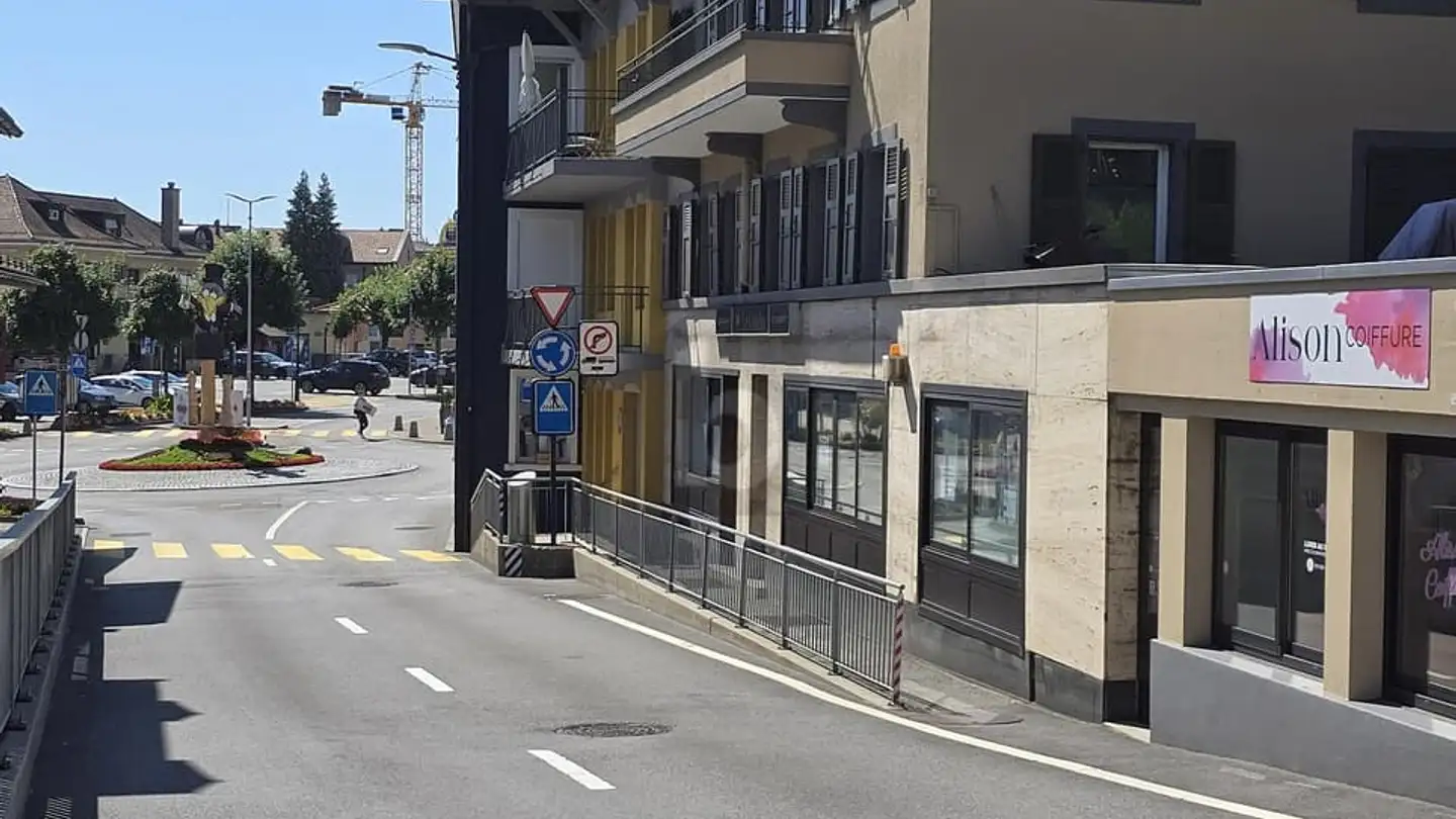 Commercial à louer - 1618 Châtel-St-Denis