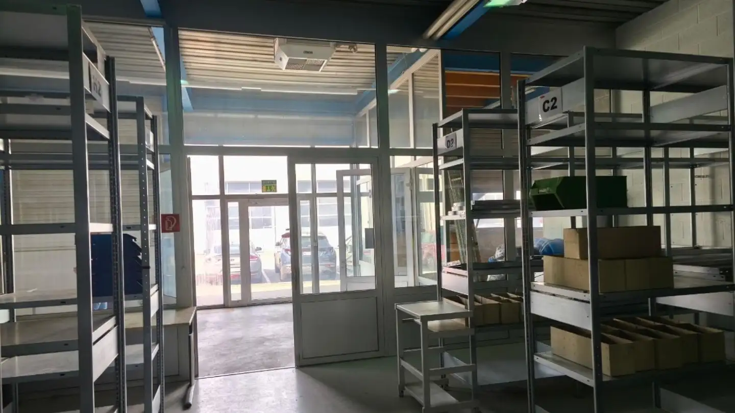 Commercial for rent - Avenue Des Grandes Maresches 104, 1920 Martigny - Photo 4