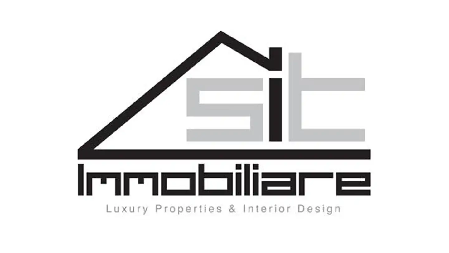 Immeuble résidentiel à vendre - 6850 Mendrisio