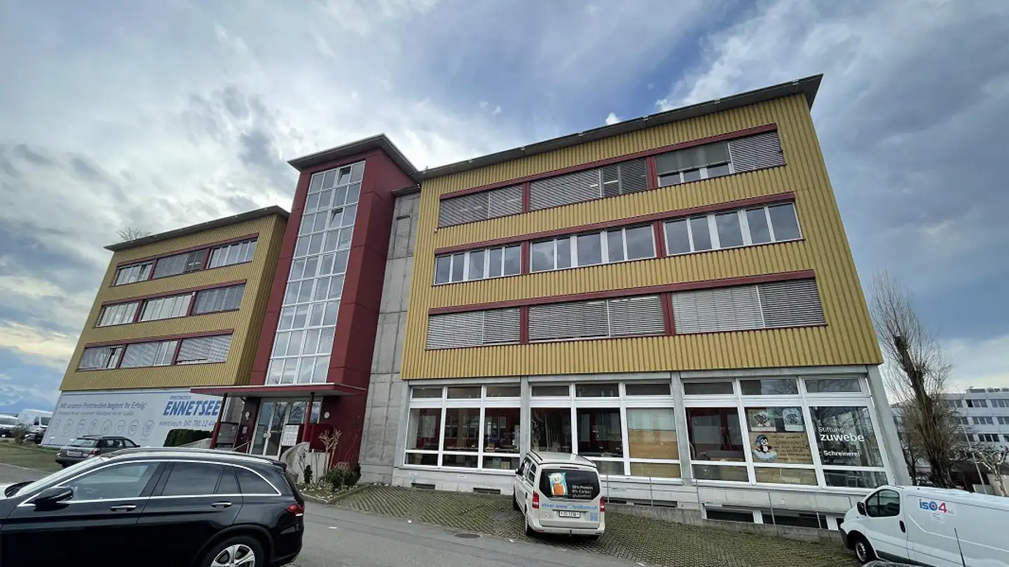 Gewerbe mieten - Bösch 35, 6331 Hünenberg