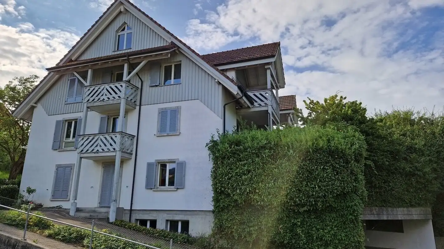 Tiefgaragenstellplatz mieten - Hauptstrasse 3, 5453 Remetschwil