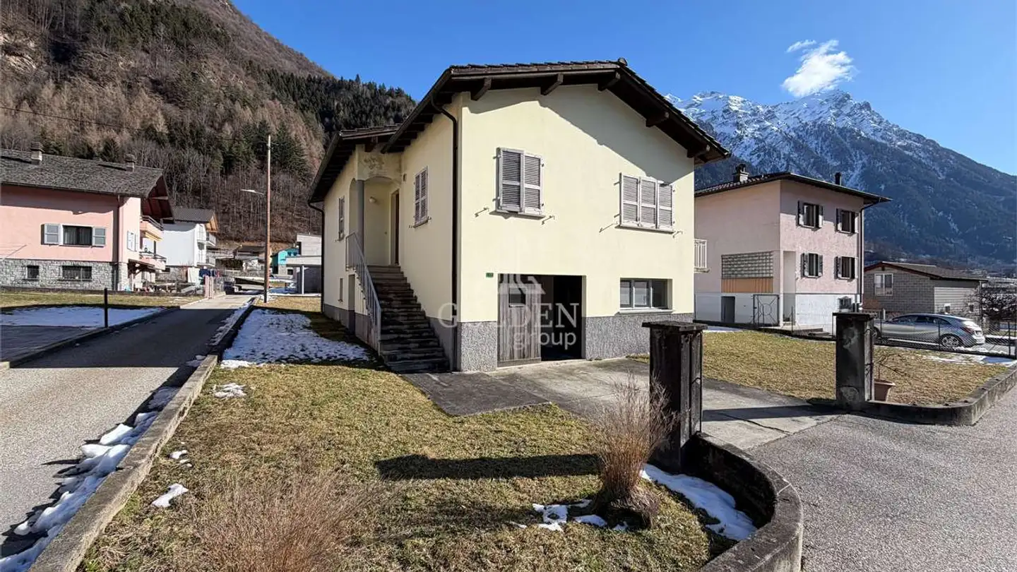 Einfamilienhaus kaufen - 6719 Aquila