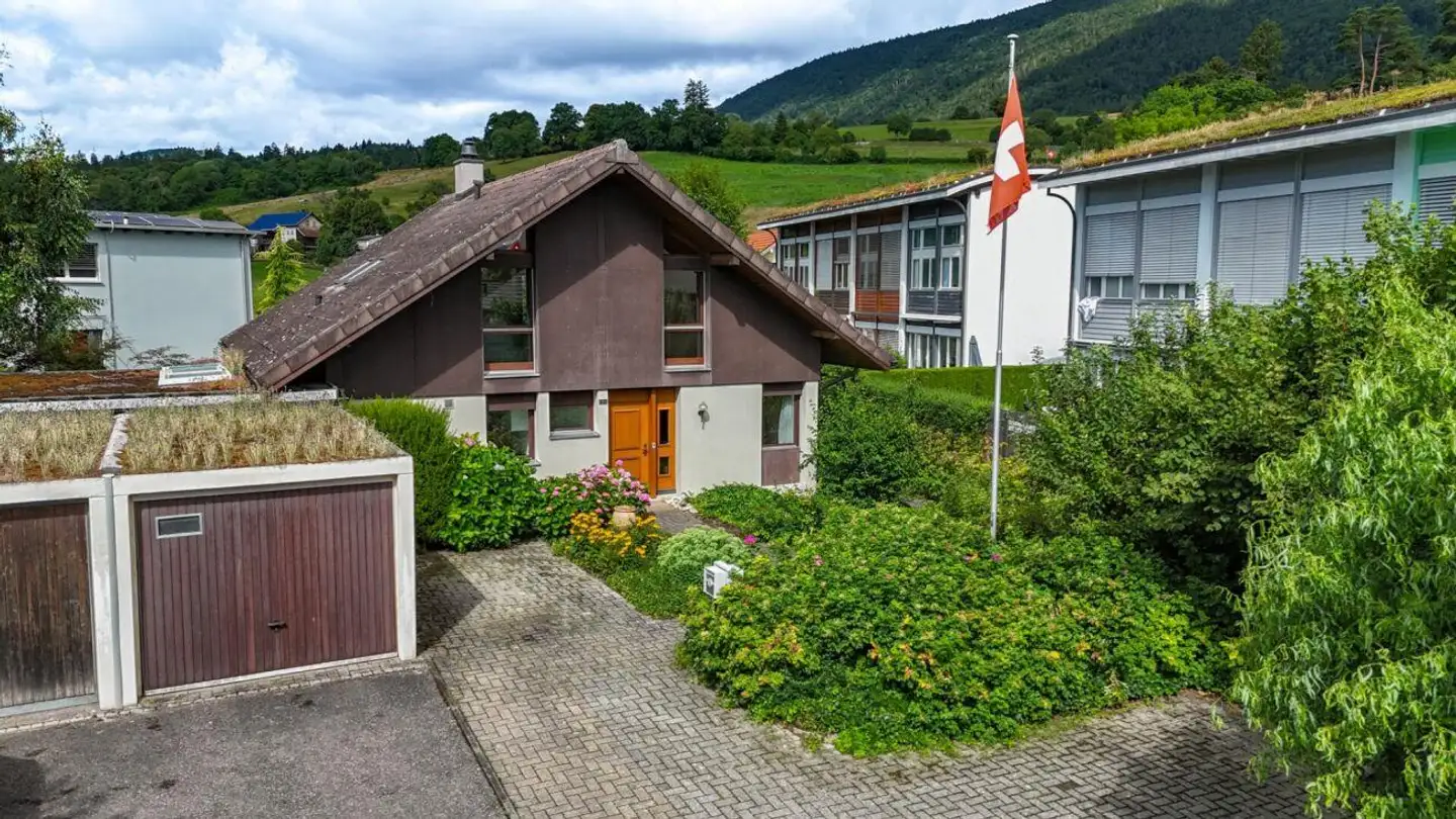 Einfamilienhaus kaufen - Tannhofstrasse 12c, 2540 Grenchen