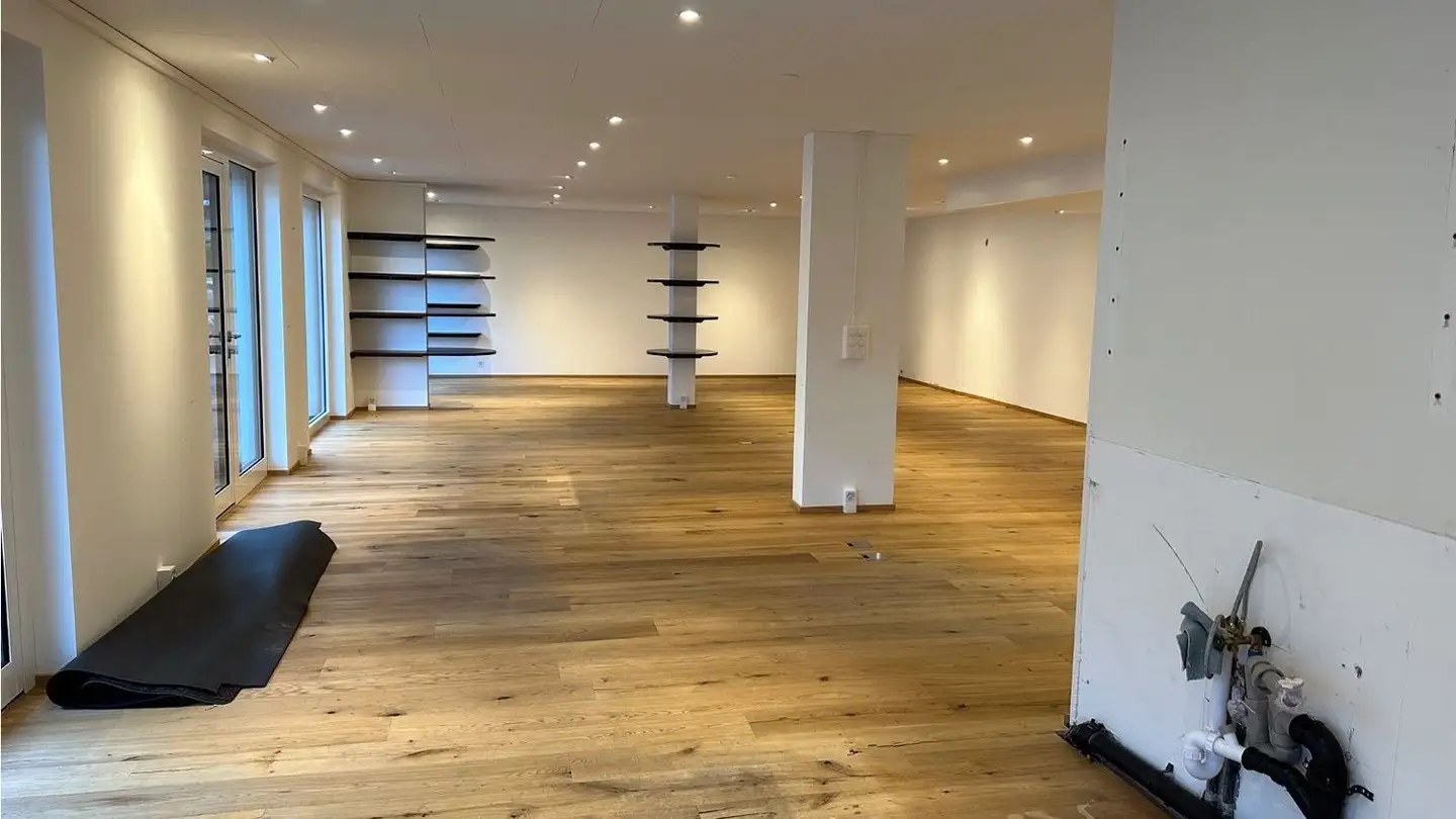 Magasin à louer - Seestrasse 31, 6052 Hergiswil NW - Photo 3