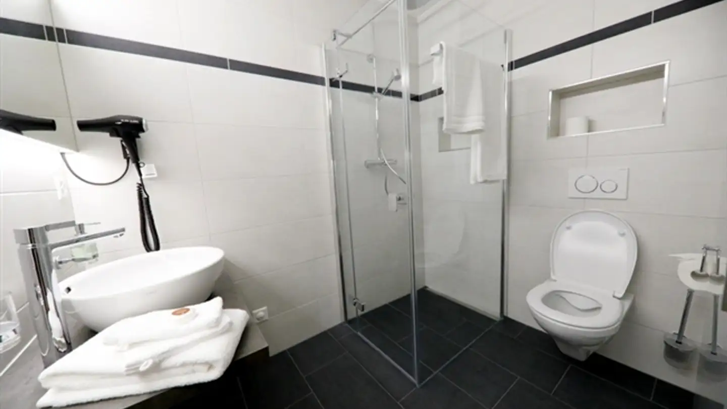 Apartment for rent - 8864 Reichenburg - Photo 2