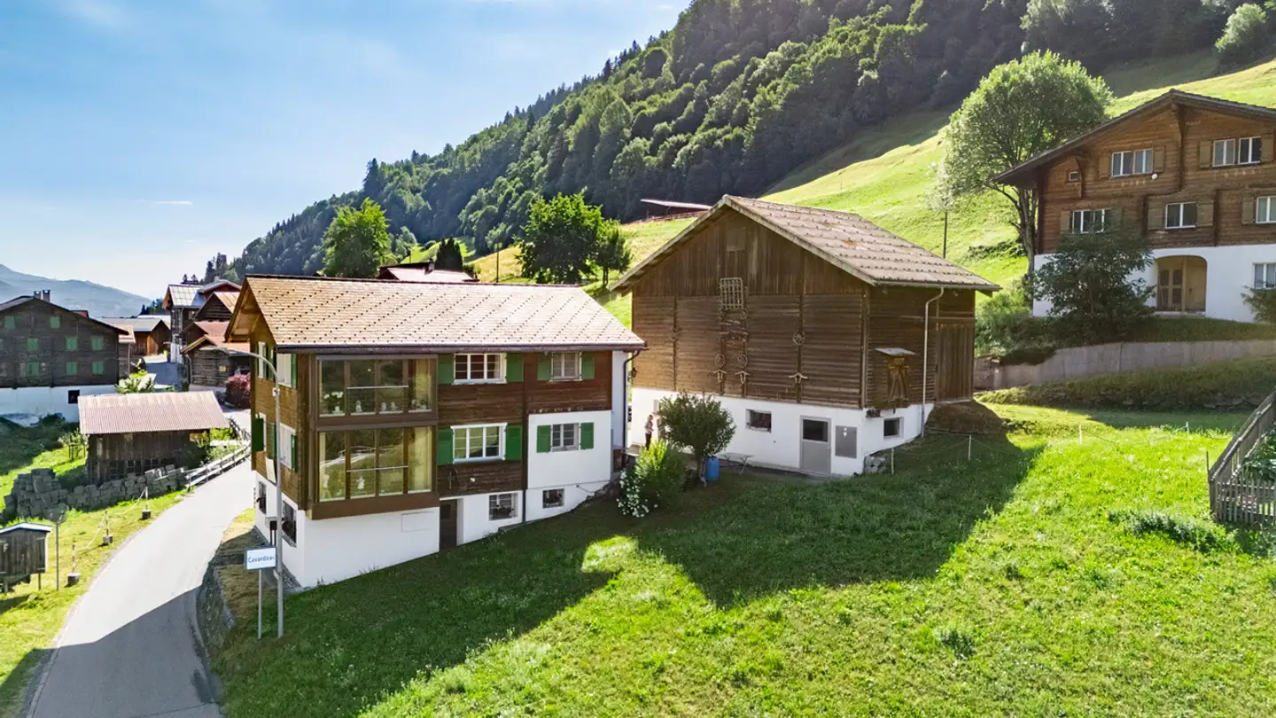 Casa grotta in vendita - Via Sogn Antoni, 7182 Cavardiras
