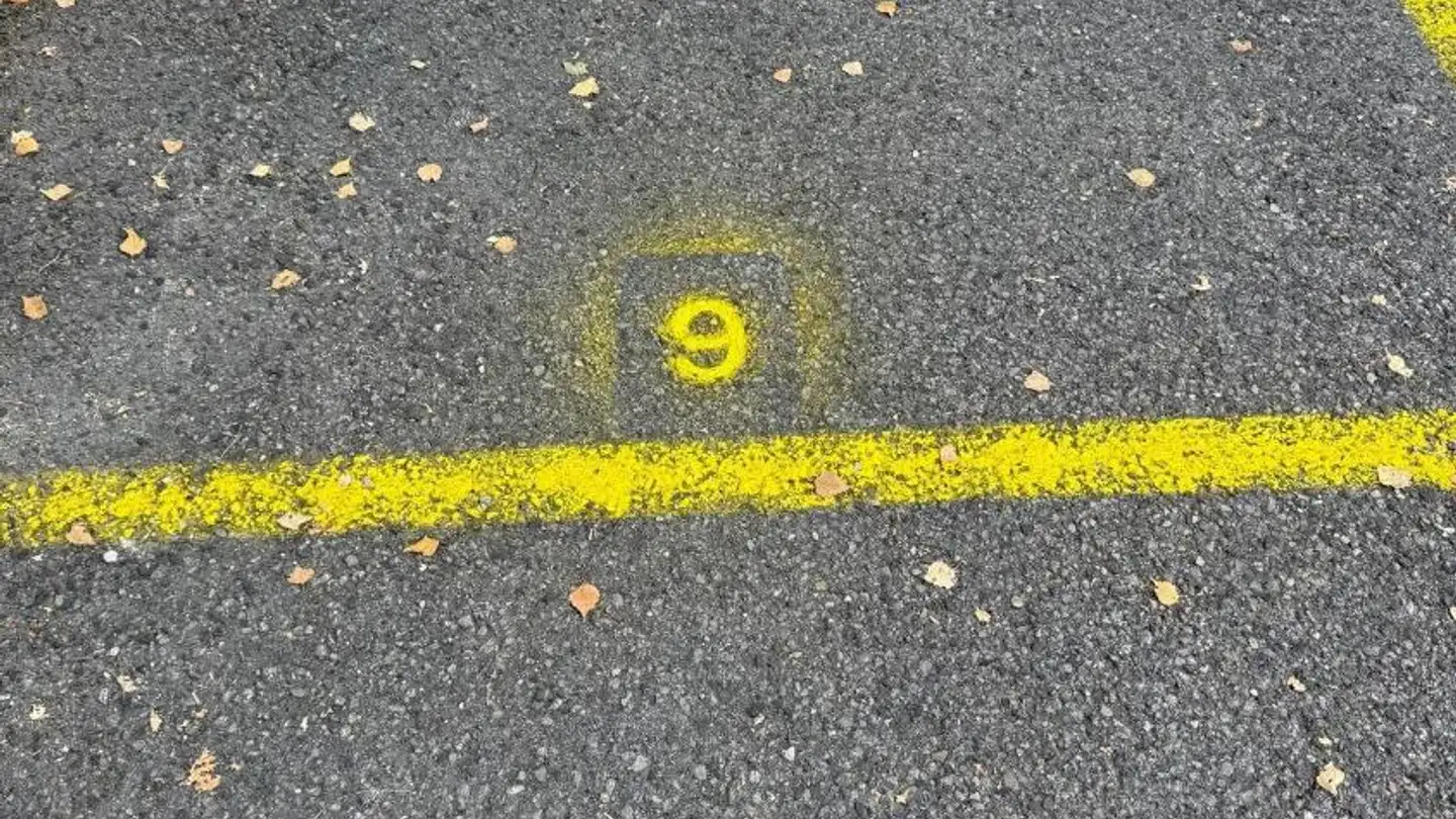 Parcheggio esterno in affitto - Aux Fossés 1, 2852 Courtételle - Foto 2