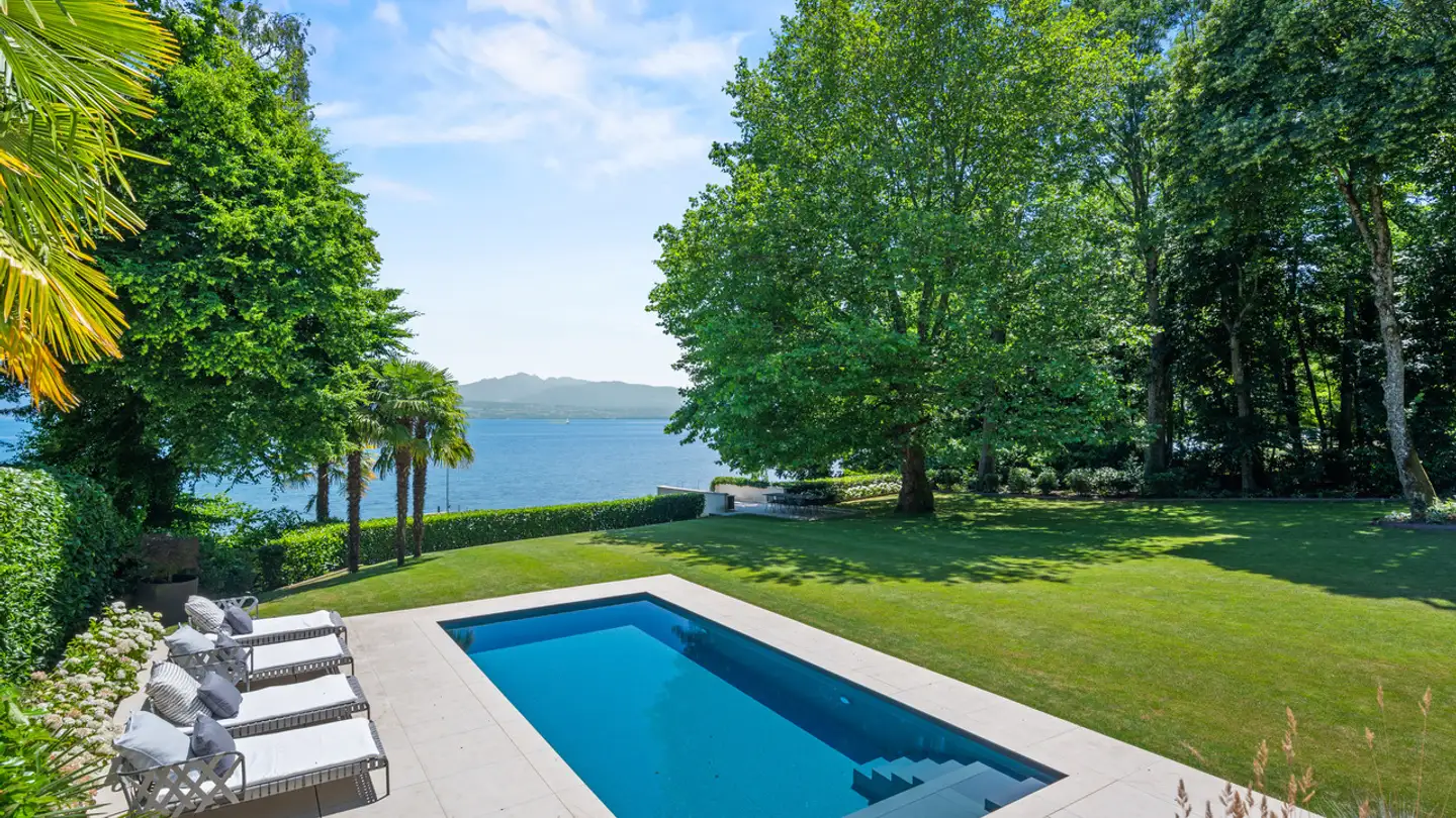 Villa in vendita - 1162 St-Prex