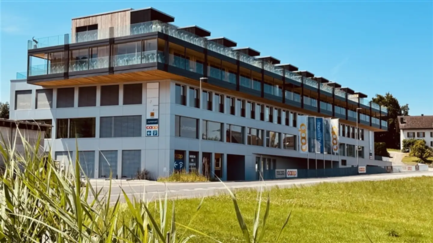 Bureau à louer - Zürcherstrasse 109, 8852 Altendorf - Photo 2