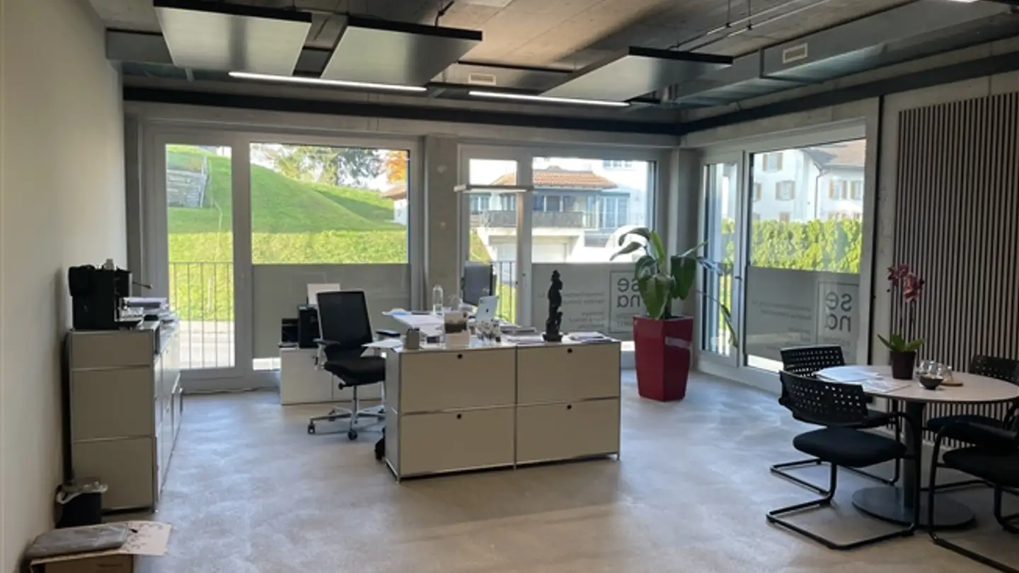 Bureau à louer - Zürcherstrasse 109, 8852 Altendorf - Photo 3