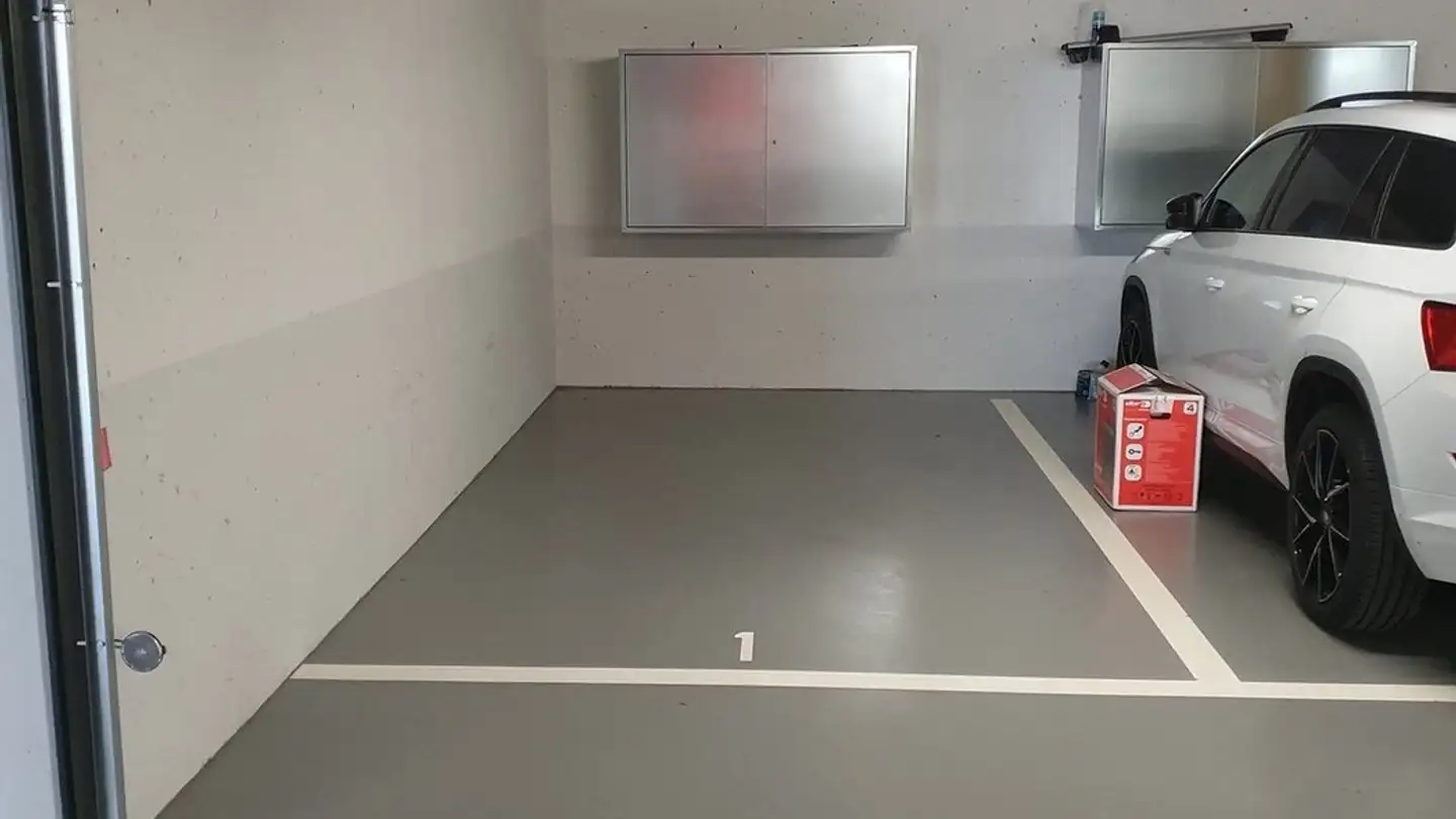 Single garage for rent - Schlüechtistrasse 8, 8104 Weiningen ZH - Photo 3
