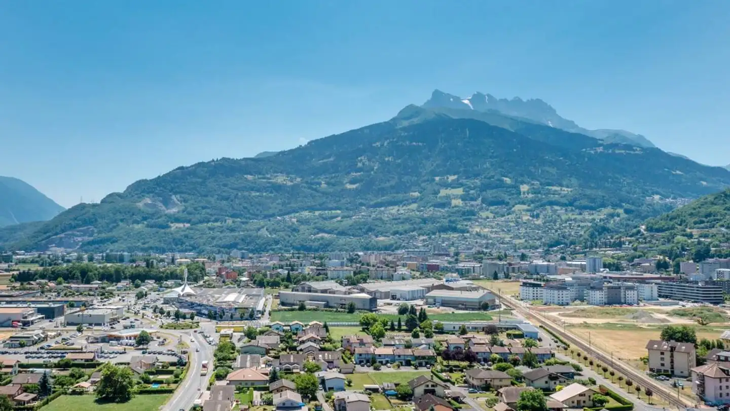 Constructible plot for sale - 1893 Muraz (Collombey)